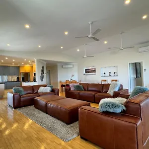 the-lighthouse-holiday-apartments.queenslandhotels.net/